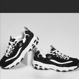 Sketchers D’lites